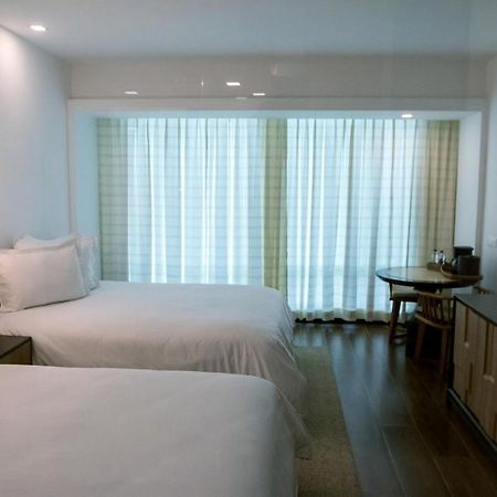 Eurobuilding Hotel & Suites Lecheria Exterior foto